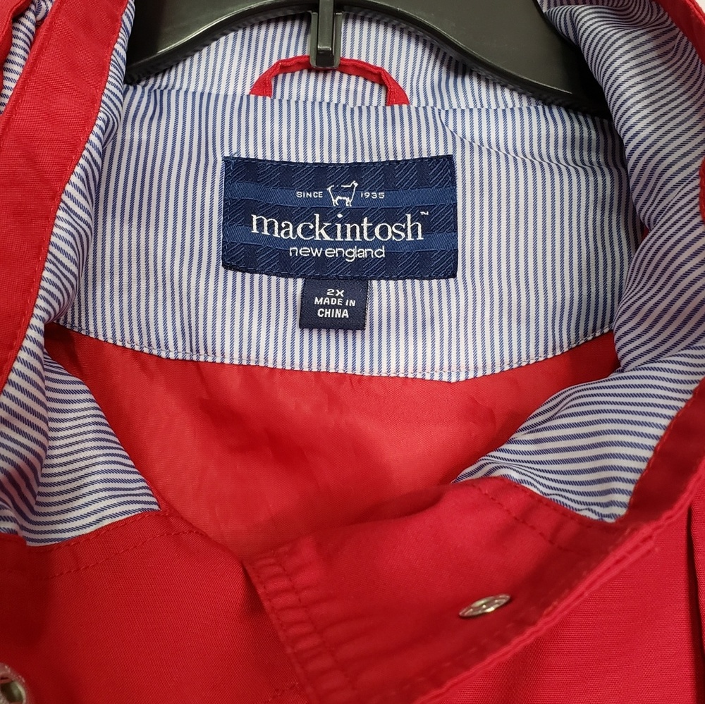 *SOLD* Mackintosh Water-Resistant Hooded Jacket - Picture 4 of 8